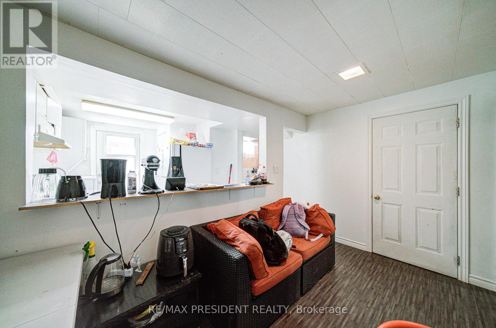 74 Bloomington Crescent, Toronto, Ontario  M3N 1R1 - Photo 34 - W12436306