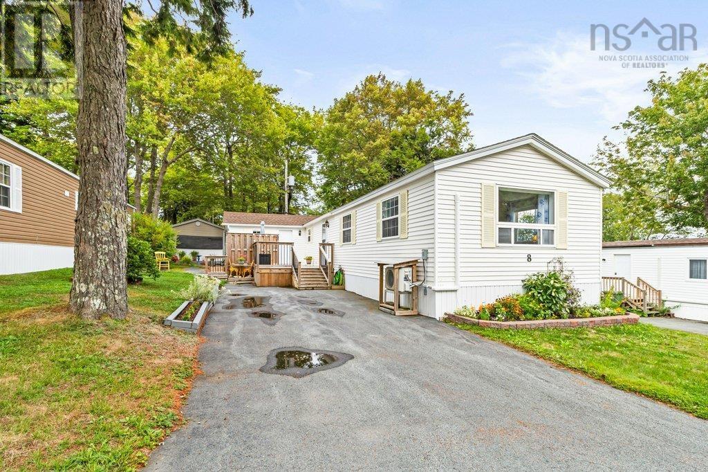 8 Fourth Street, Lucasville, Nova Scotia