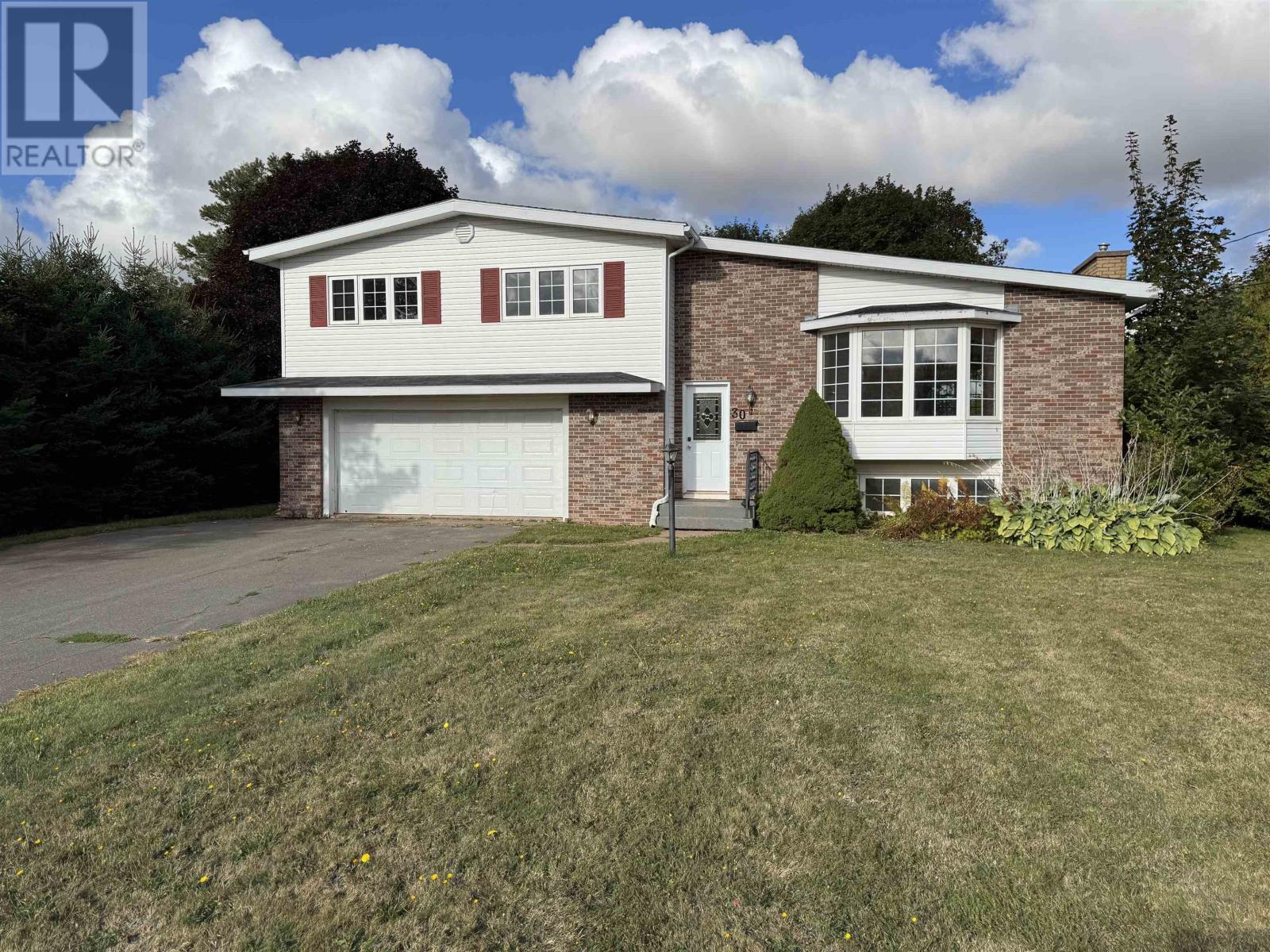30 Crescent Drive, Summerside, Prince Edward Island  C1N 4C1 - Photo 1 - 202524718