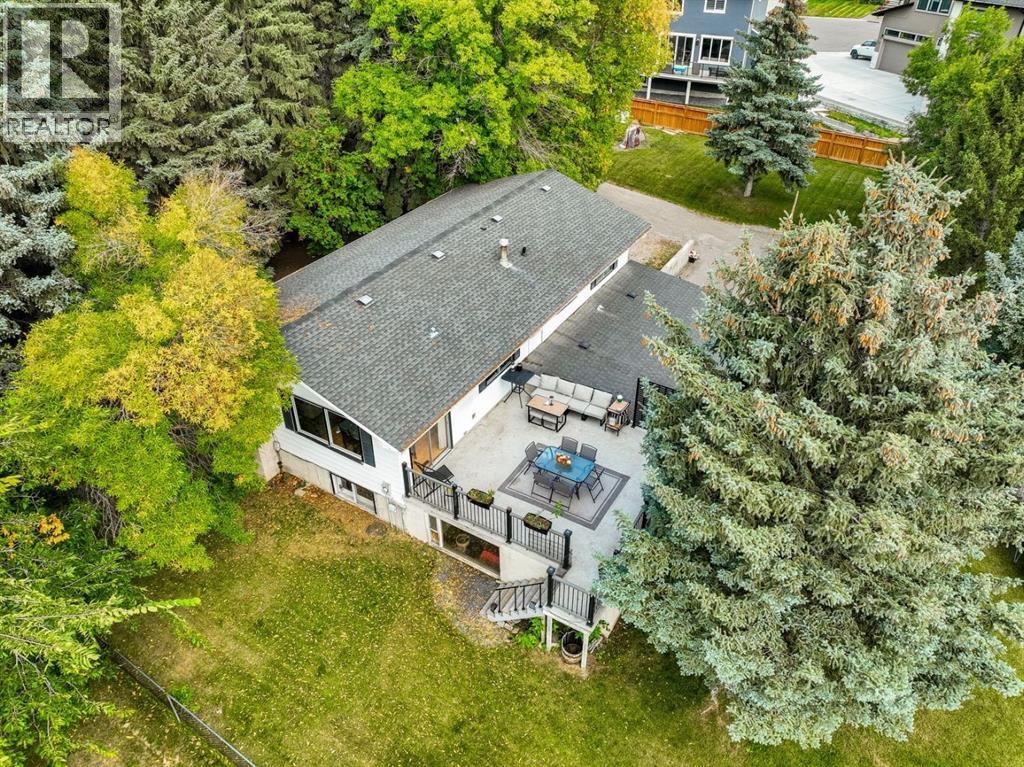 Property at 1153 East Lakeview Road image 3