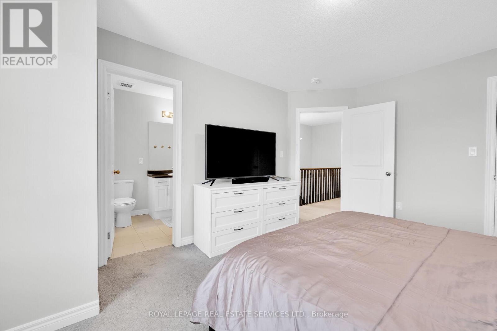 21 Garlent Avenue, Hamilton, Ontario  L9K 0J9 - Photo 13 - X12436216