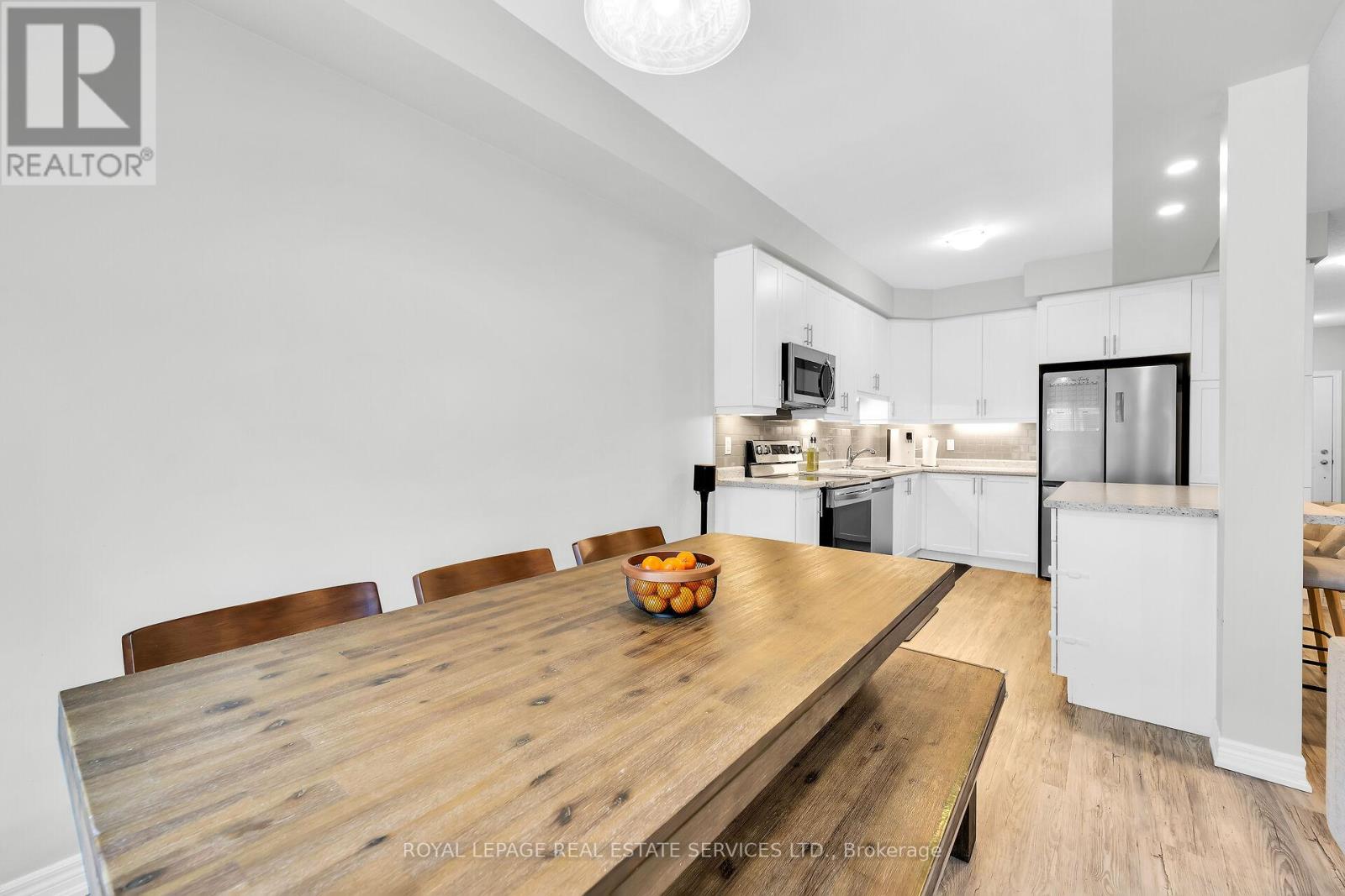 21 Garlent Avenue, Hamilton, Ontario  L9K 0J9 - Photo 8 - X12436216