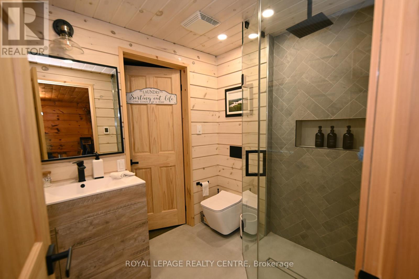 63 Rouff Road, Powassan, Ontario  P0H 2L0 - Photo 8 - X12436228