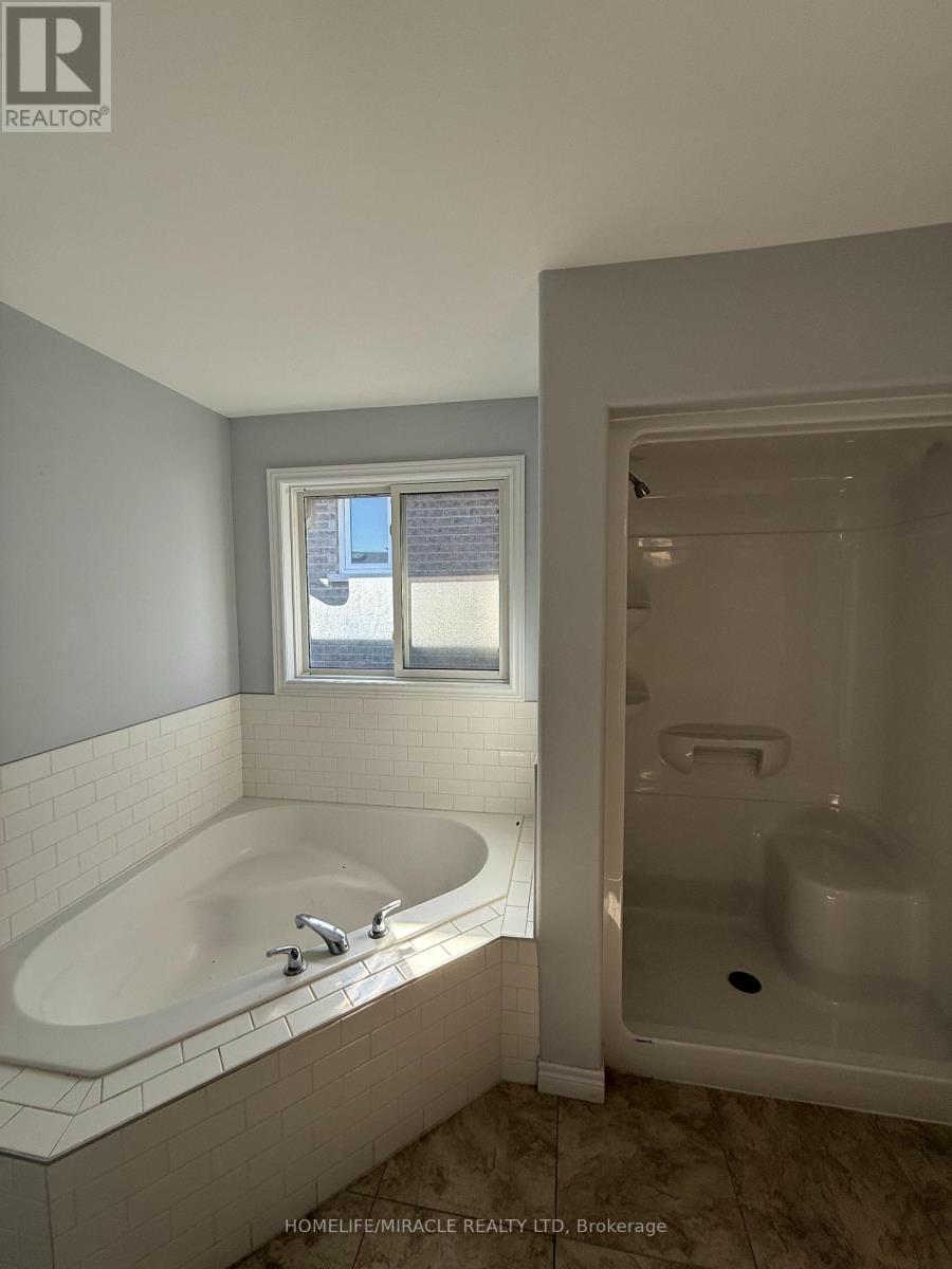 308 Mullighan Gardens, Peterborough, Ontario  K9K 0H2 - Photo 22 - X12436233