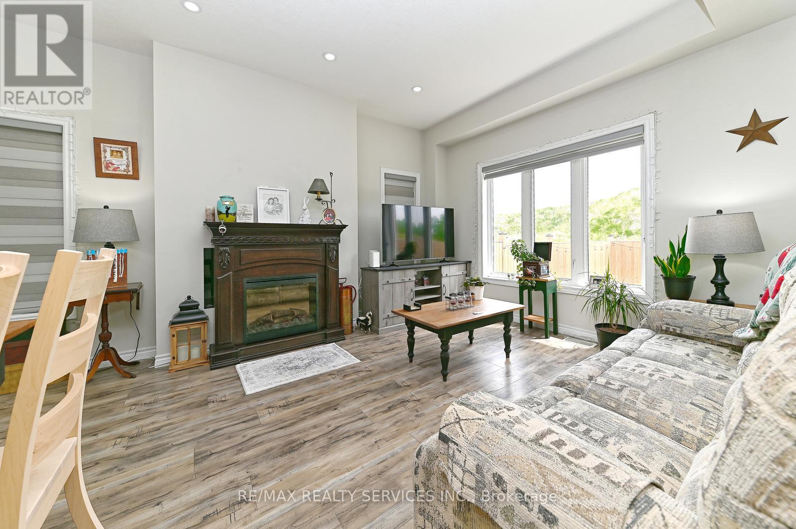 1320 Calais Drive, Woodstock, Ontario  N4T 0L8 - Photo 23 - X12436234
