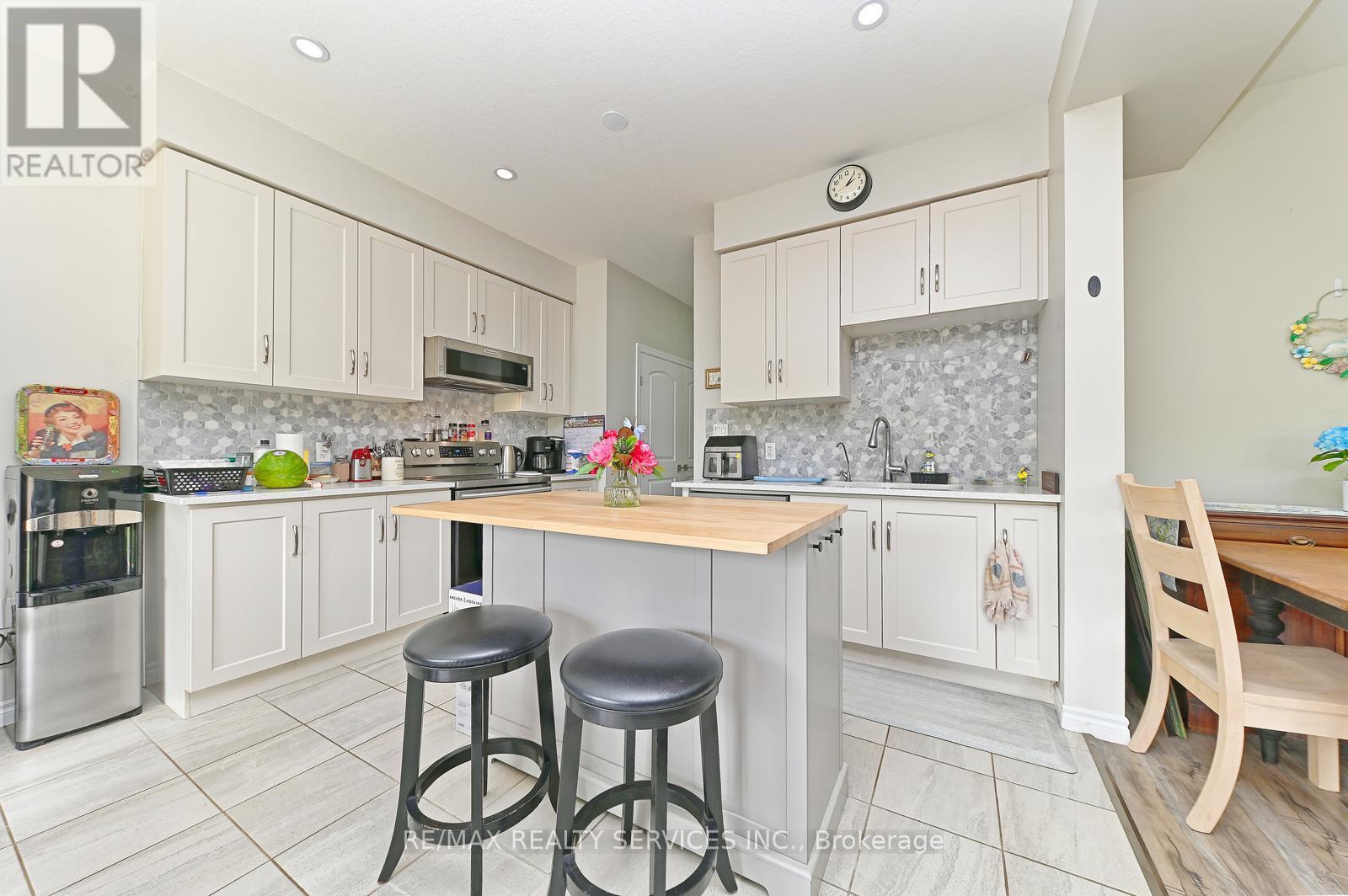 1320 Calais Drive, Woodstock, Ontario  N4T 0L8 - Photo 30 - X12436234