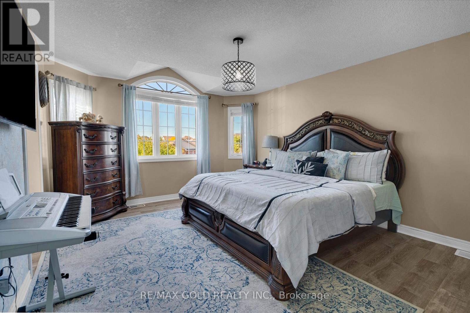 1 Penfold Drive, Guelph, Ontario  N1E 0C7 - Photo 20 - X12436235