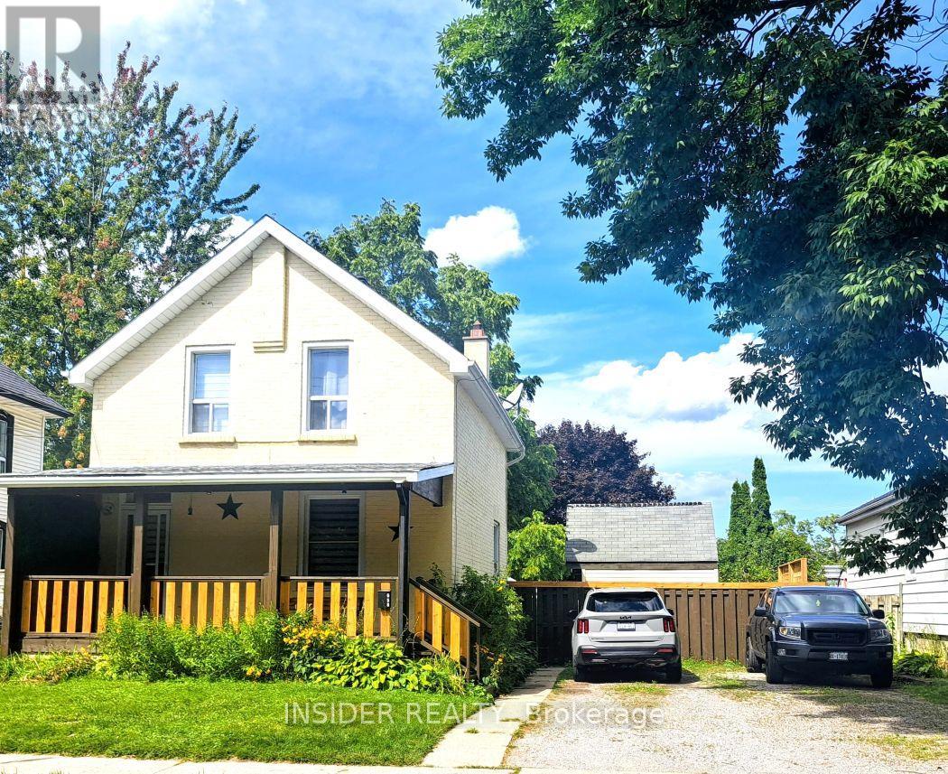 658 Brown Street, Peterborough, Ontario  K9J 4K5 - Photo 1 - X12436286