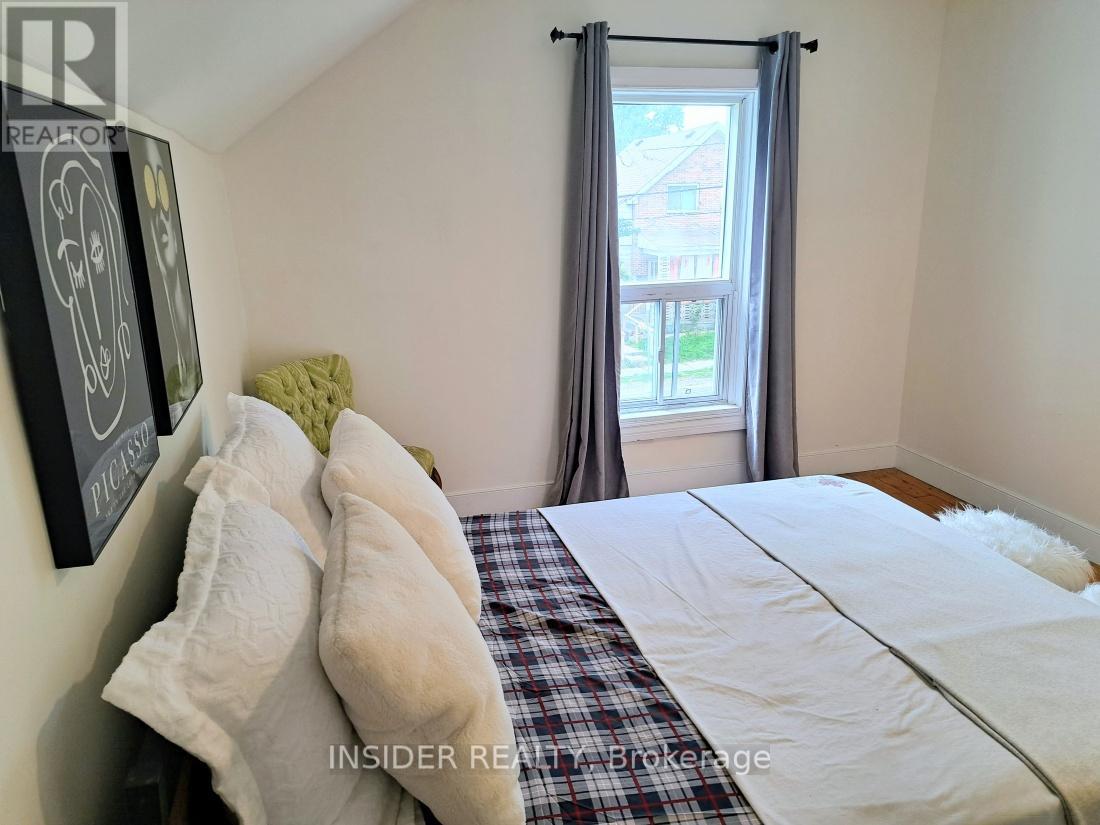 658 Brown Street, Peterborough, Ontario  K9J 4K5 - Photo 27 - X12436286