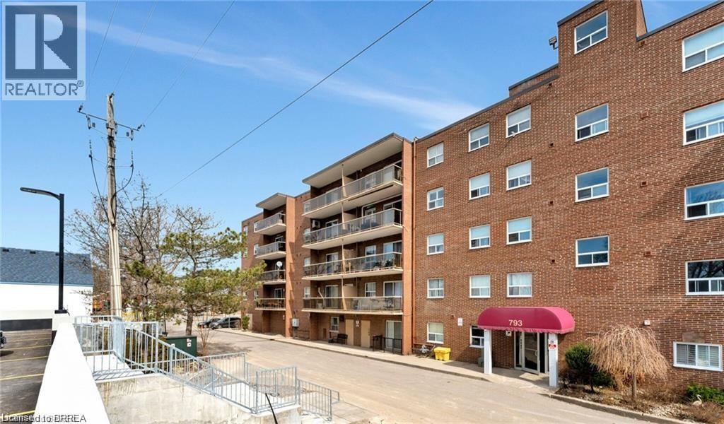 793 Colborne Street Unit# 207, Brantford, Ontario  N3S 7J3 - Photo 1 - 40775073