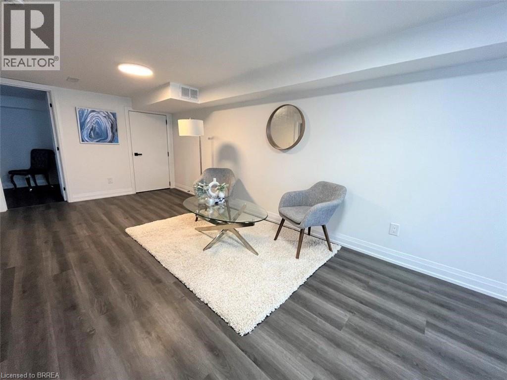448 West Street Unit# Lower, Brantford, Ontario  N3R 3W3 - Photo 8 - 40775065