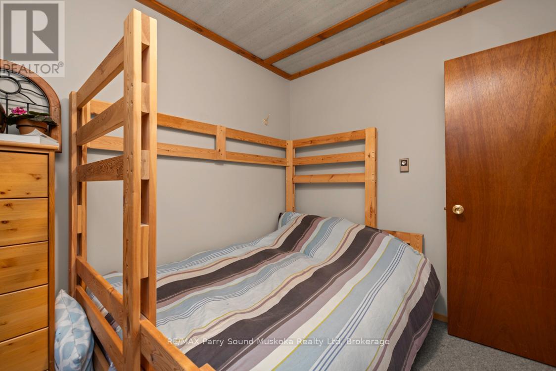 252 Burnett's Road, Mckellar, Ontario  P2A 0B5 - Photo 31 - X12432027