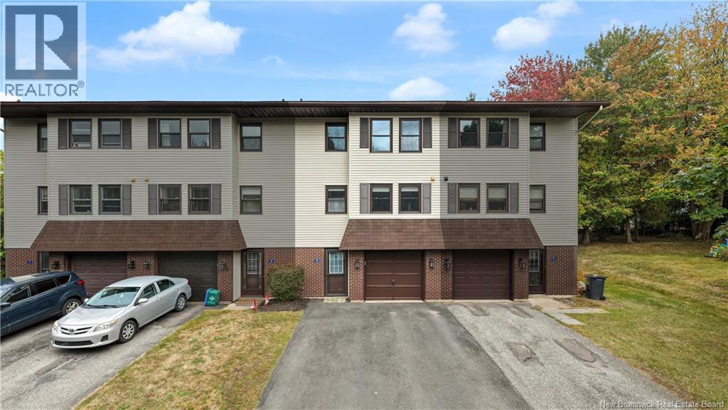 5 Shadowhill Court, Rothesay, New Brunswick  E2E 3N7 - Photo 2 - NB127221