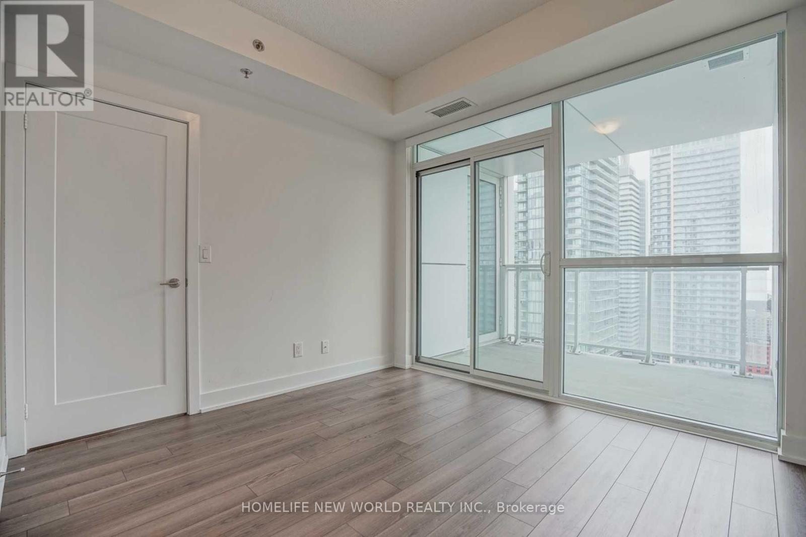 2708 - 318 Richmond Street W, Toronto, Ontario  M5V 0B4 - Photo 11 - C12436367