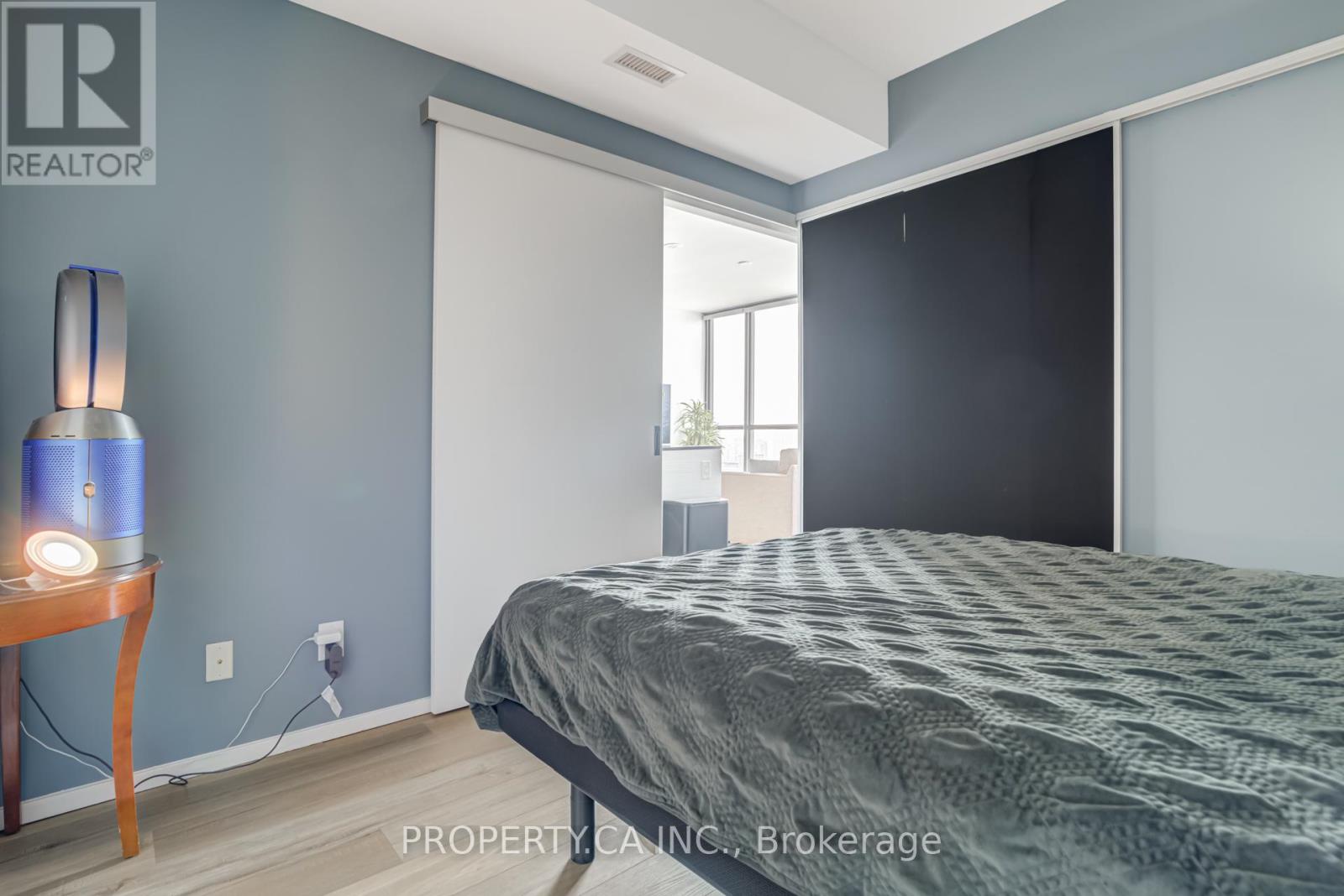 3207 - 8 Charlotte Street, Toronto, Ontario  M5V 0K4 - Photo 15 - C12436414