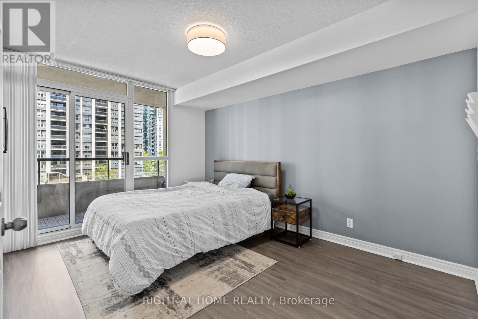503 - 23 Hollywood Avenue, Toronto, Ontario  M2N 7L8 - Photo 12 - C12436416