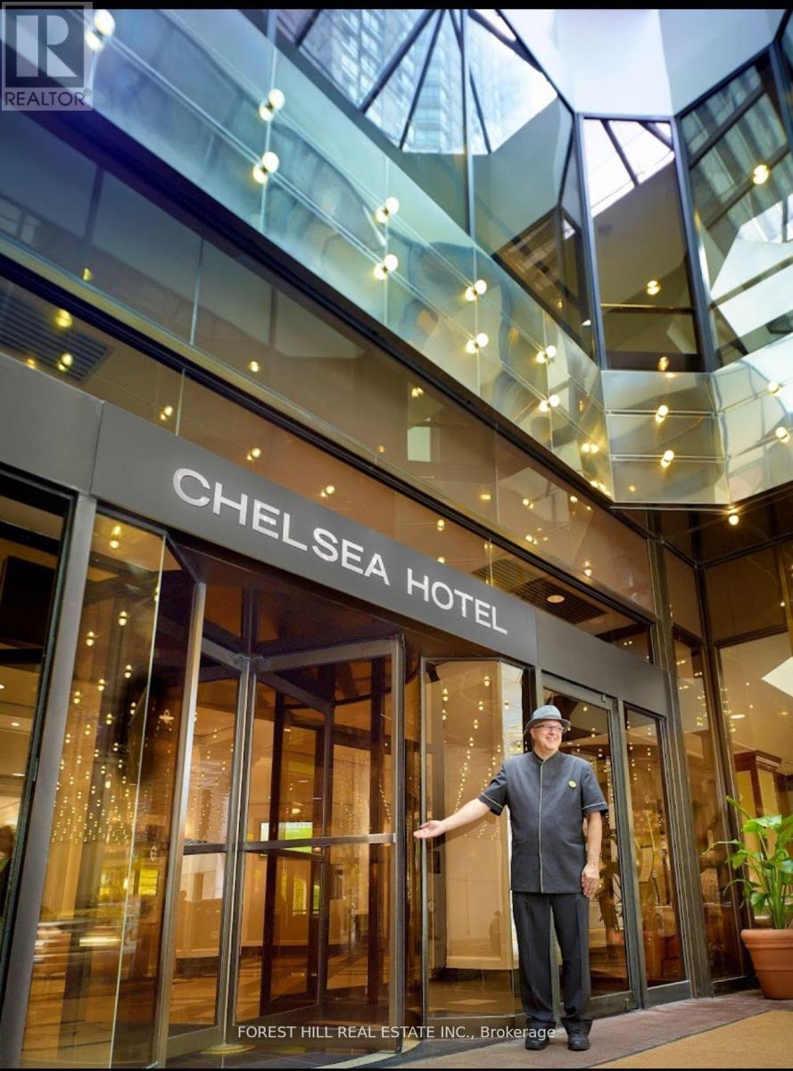 Chelsea Hotel (Monarchs) - 33 Gerrard Street W, Toronto, Ontario  M5G 1Z4 - Photo 4 - C12436428