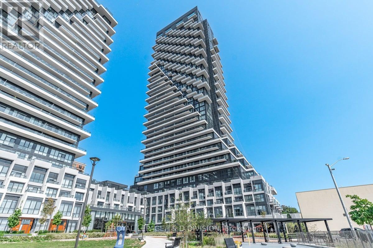 4301 - 30 INN ON THE PARK DRIVE, Toronto, Ontario