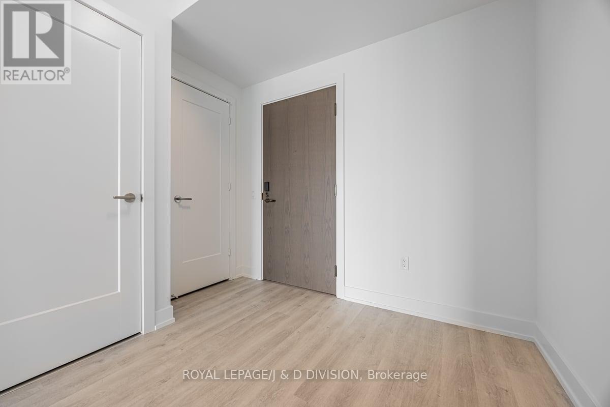 4301 - 30 Inn On The Park Drive, Toronto, Ontario  M3C 0P8 - Photo 12 - C12436430