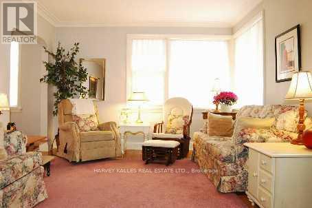 250 Bogert Avenue, Toronto, Ontario  M2N 1L3 - Photo 3 - C12436443