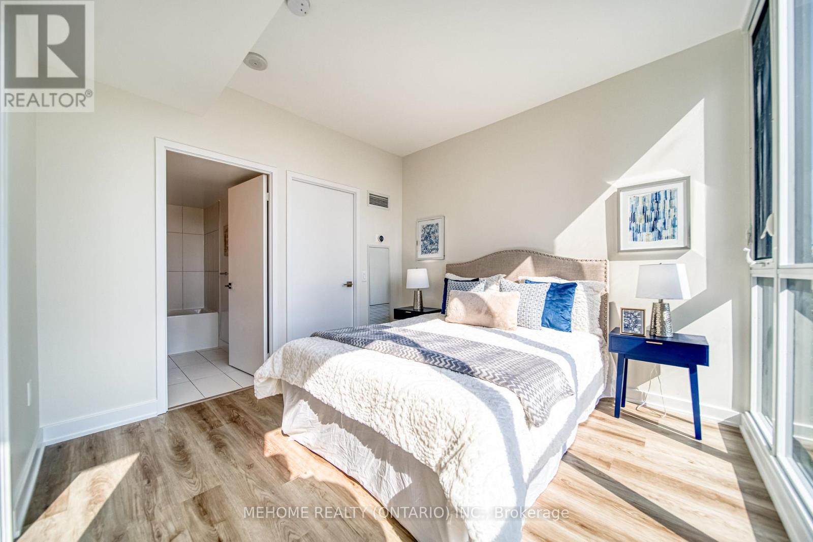 706 - 85 Queens Wharf Road, Toronto, Ontario  M5V 0J9 - Photo 20 - C12436480