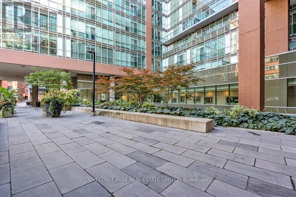 S704 - 112 George Street, Toronto, Ontario  M5A 2M5 - Photo 31 - C12436532