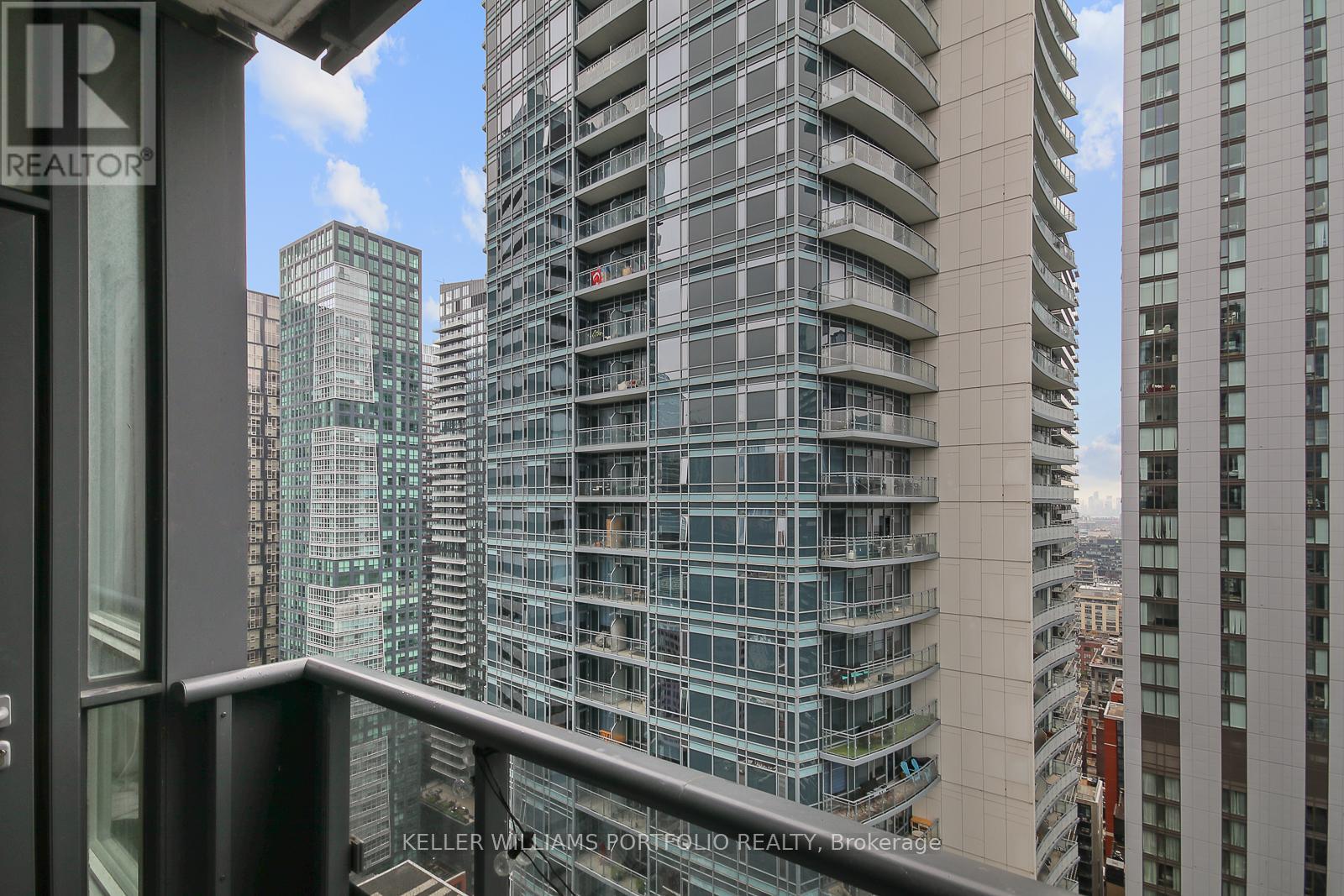 3411 - 295 Adelaide Street W, Toronto, Ontario  M5V 0L4 - Photo 21 - C12436580