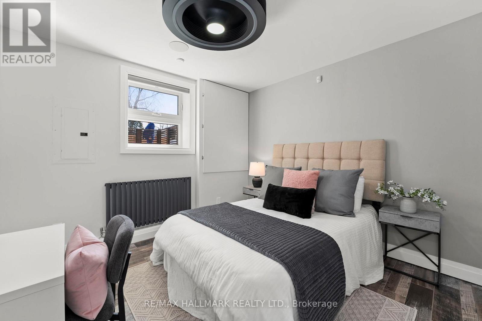 272&276 King Edward Avenue, Toronto, Ontario  M4C 0A8 - Photo 15 - E12436361