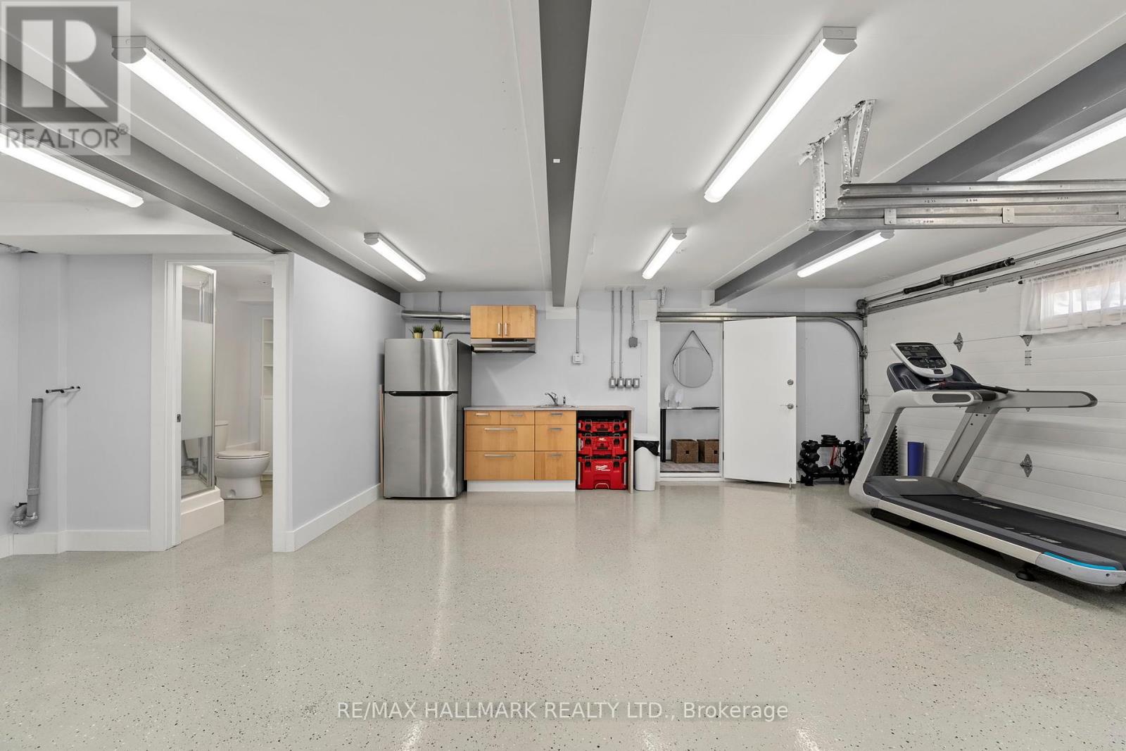 272&276 King Edward Avenue, Toronto, Ontario  M4C 0A8 - Photo 18 - E12436361