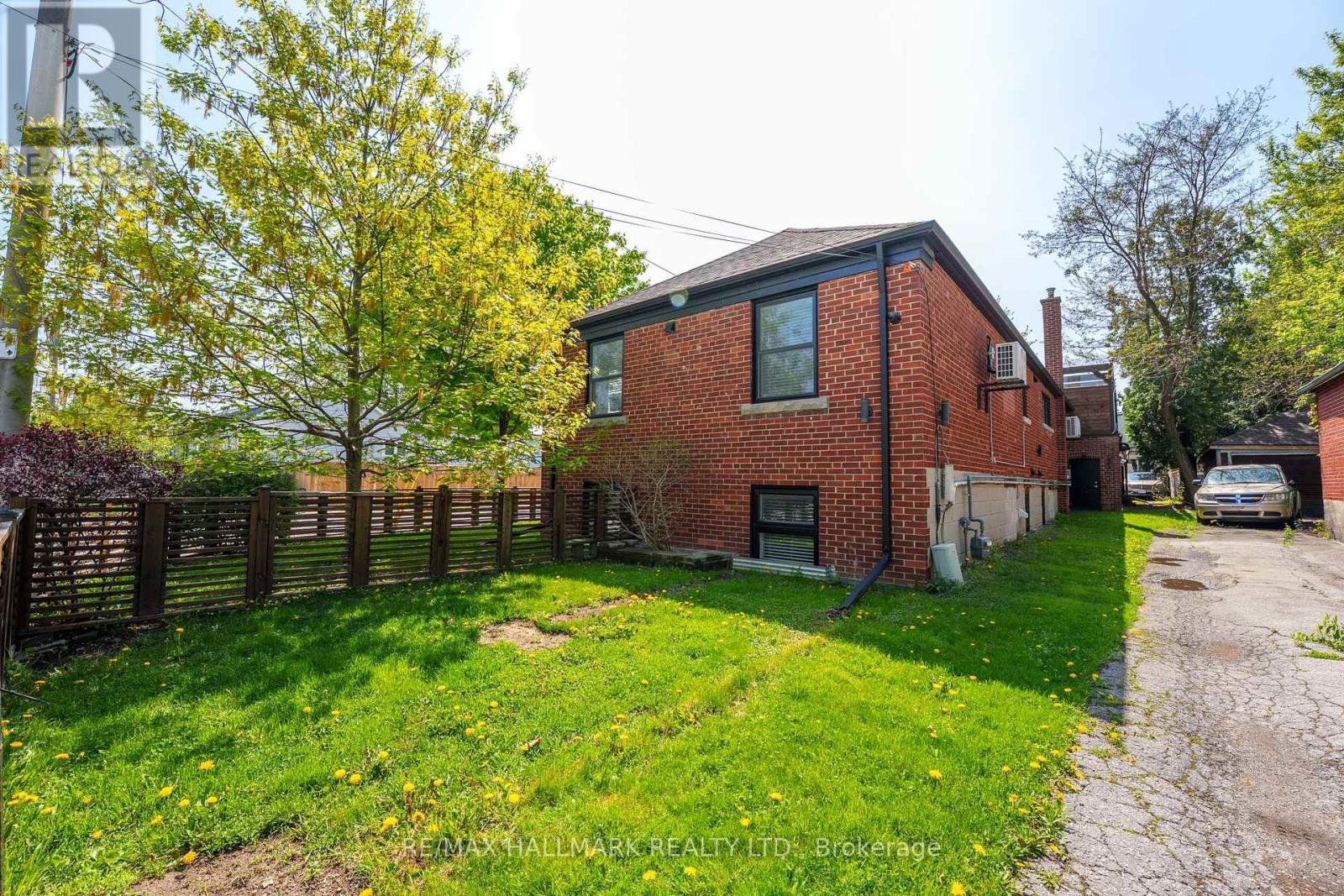 272&276 King Edward Avenue, Toronto, Ontario  M4C 0A8 - Photo 47 - E12436361