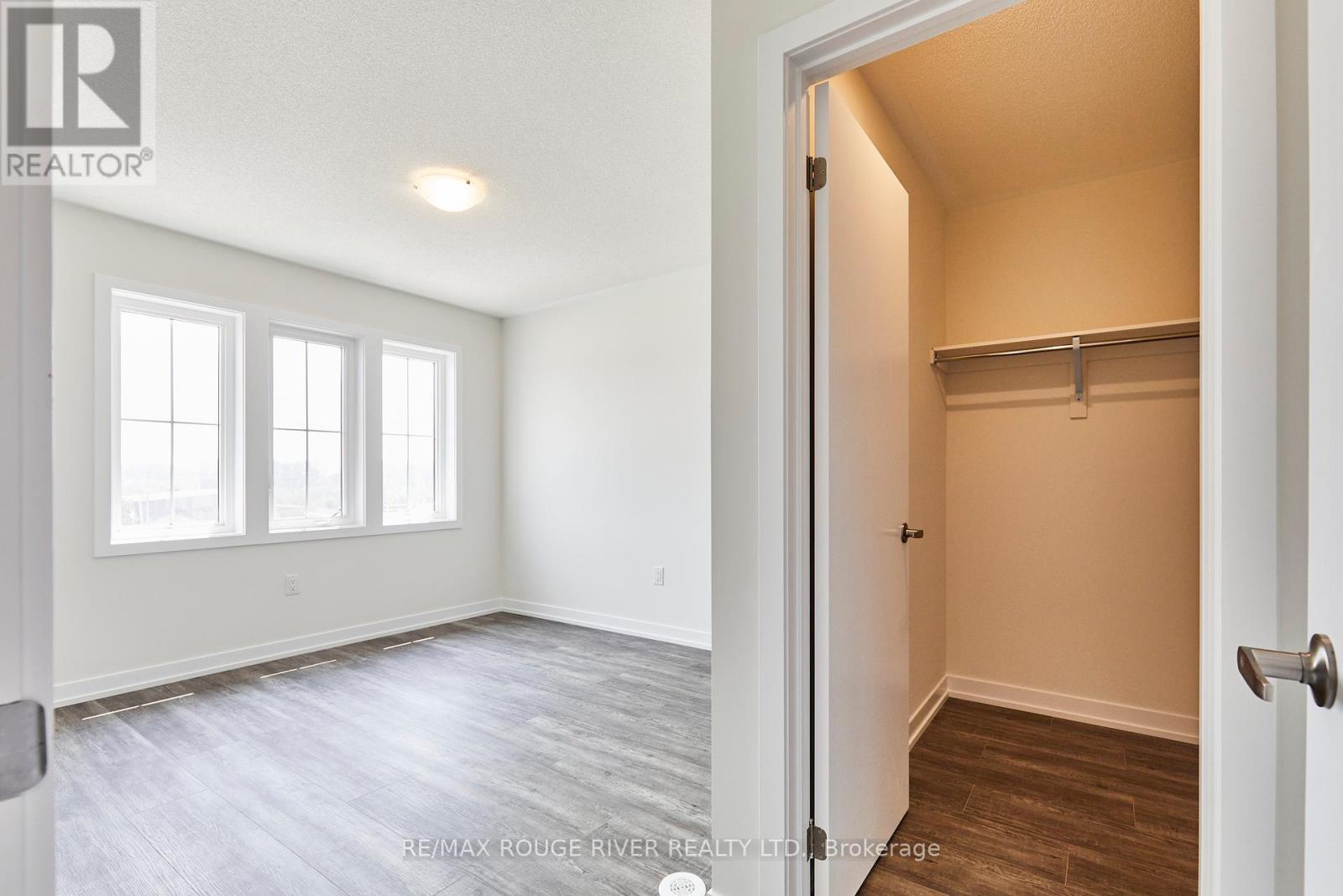 106 Ziibi Way, Clarington, Ontario  L1B 0W5 - Photo 11 - E12436405
