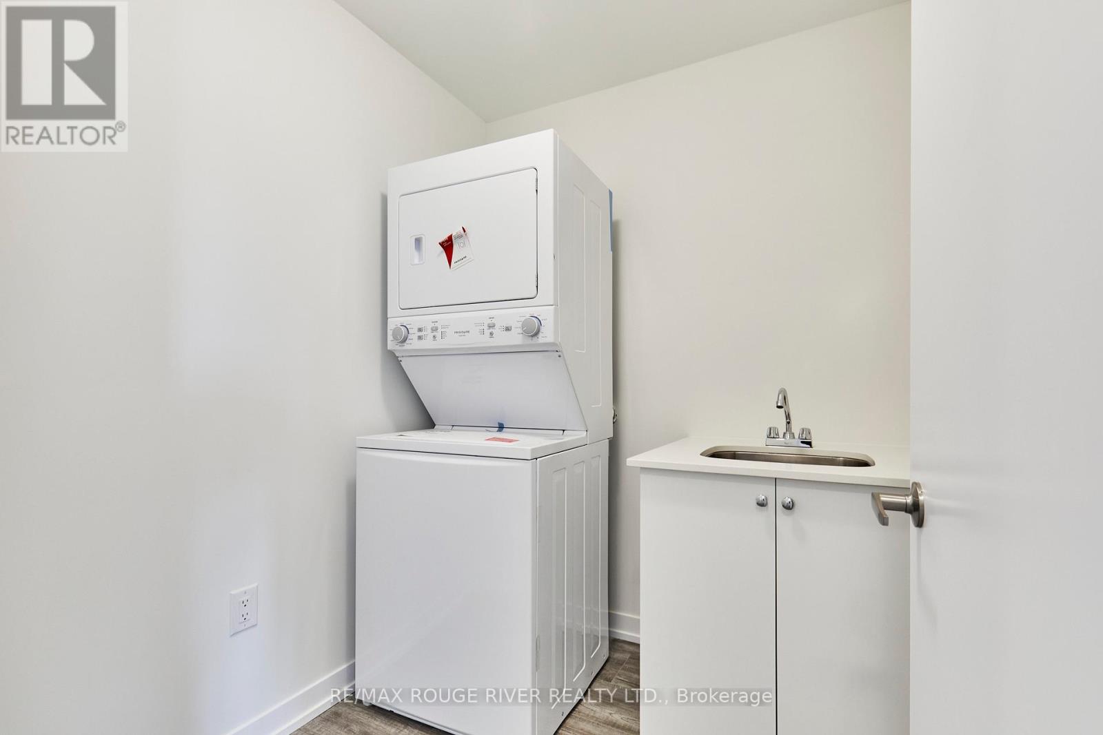 106 Ziibi Way, Clarington, Ontario  L1B 0W5 - Photo 15 - E12436405