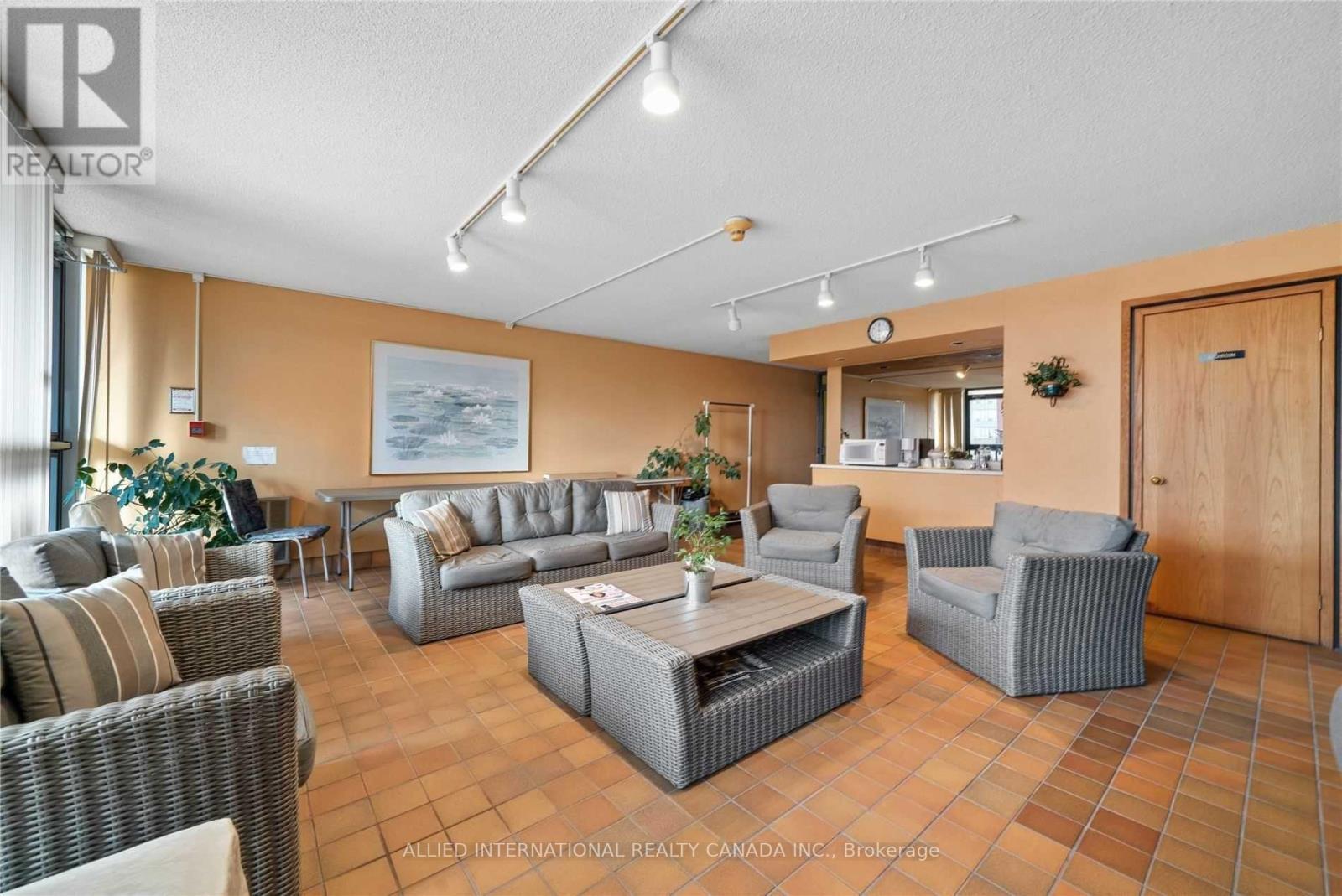 404 - 80 Athol Street E, Oshawa, Ontario  L1H 8B7 - Photo 33 - E12436437