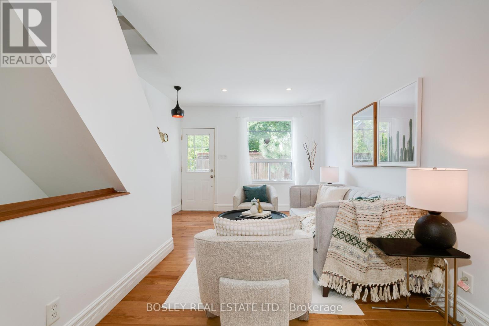 1057 Craven Road, Toronto, Ontario  M4J 4V7 - Photo 7 - E12436477