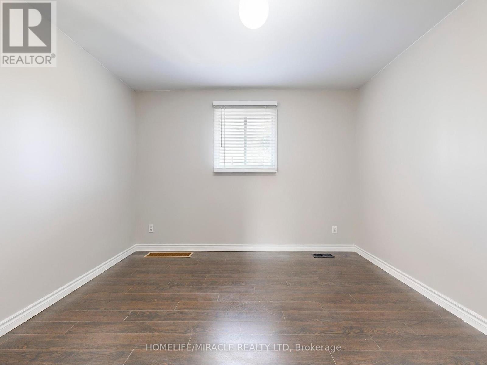 1 Tudor Avenue, Ajax, Ontario  L1S 1Z8 - Photo 24 - E12436526