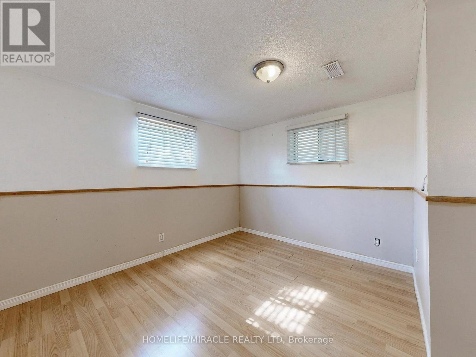 1 Tudor Avenue, Ajax, Ontario  L1S 1Z8 - Photo 36 - E12436526