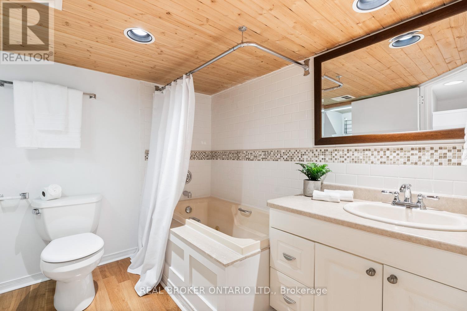 115 Bellhaven Road, Toronto, Ontario  M4L 3J9 - Photo 28 - E12436536