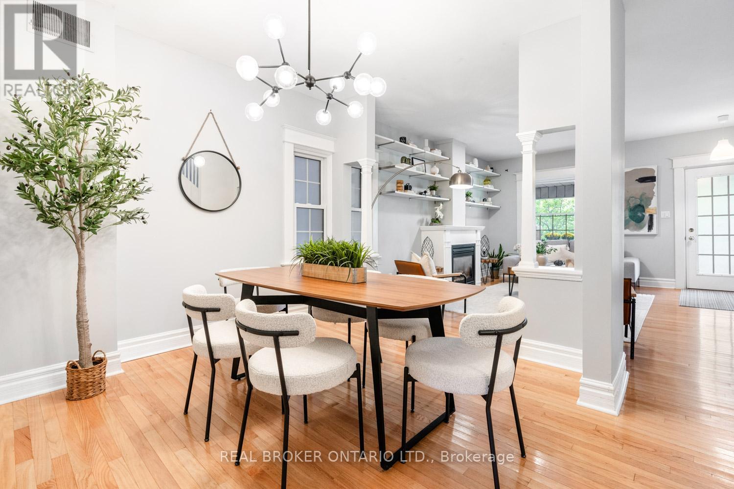 115 Bellhaven Road, Toronto, Ontario  M4L 3J9 - Photo 6 - E12436536