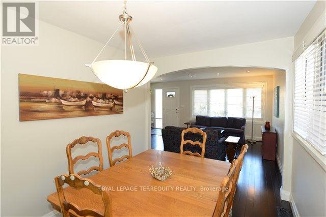 129 Memorial Park Avenue, Toronto, Ontario  M4J 2K2 - Photo 14 - E12436544
