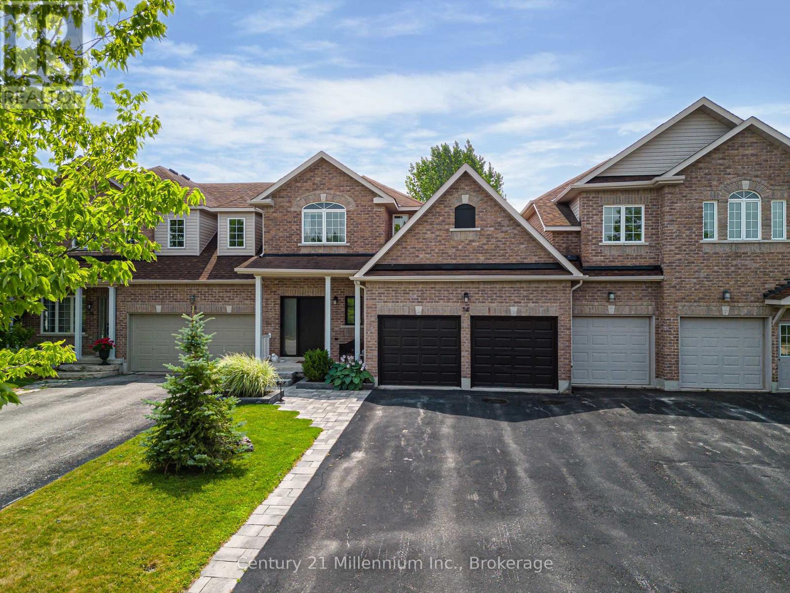 14 Thomas Drive, Collingwood, Ontario  L9Y 0A6 - Photo 3 - S12436633