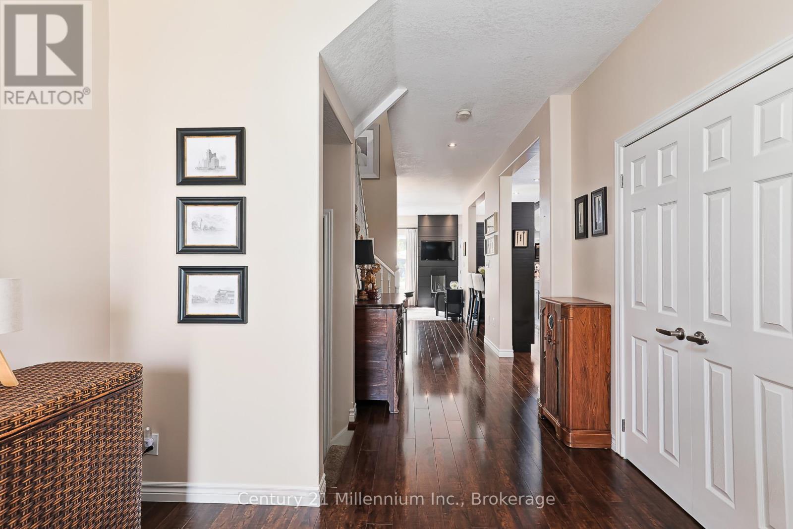 14 Thomas Drive, Collingwood, Ontario  L9Y 0A6 - Photo 9 - S12436633