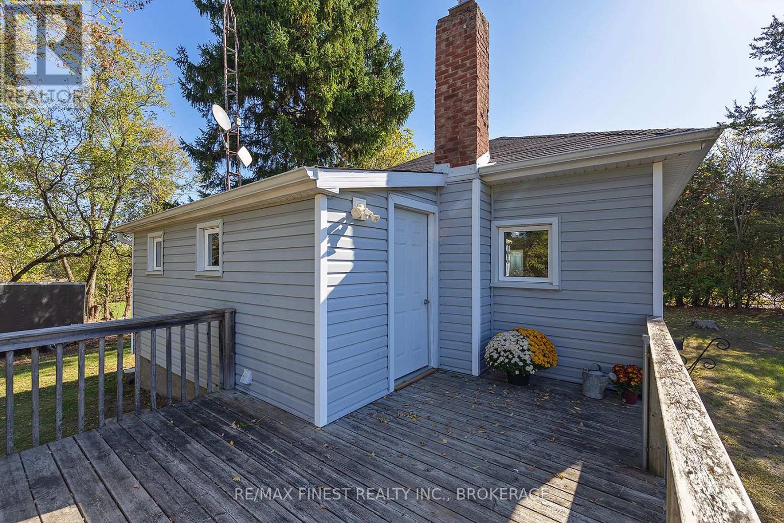 1018 Oak Flats Road, South Frontenac, Ontario  K0H 1T0 - Photo 25 - X12436614