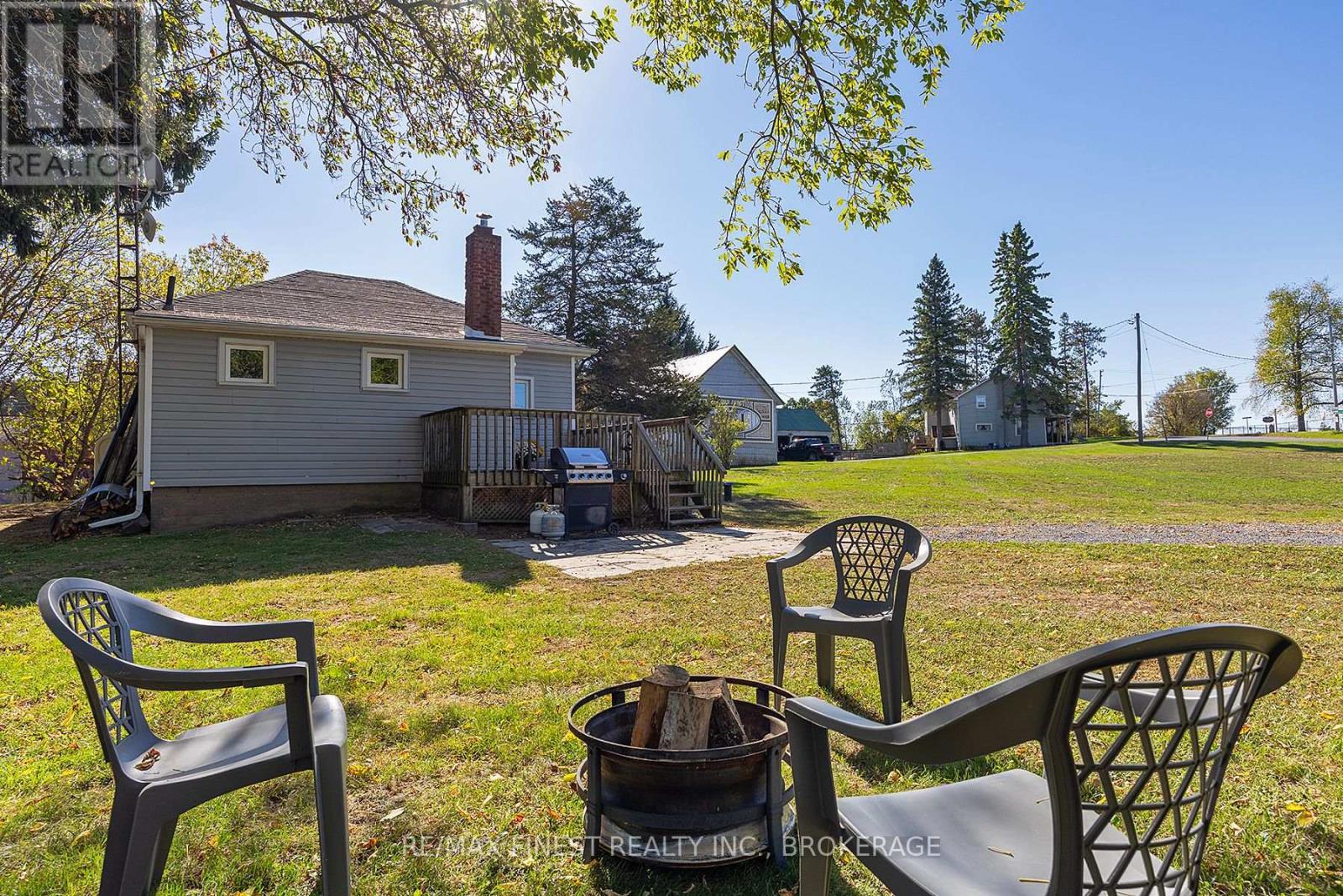 1018 Oak Flats Road, South Frontenac, Ontario  K0H 1T0 - Photo 30 - X12436614