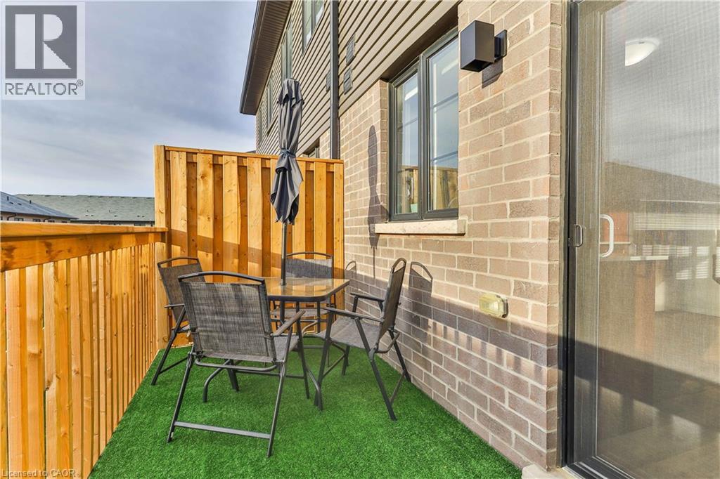 461 Blackburn Drive Unit# 35, Brantford, Ontario  N3T 0W9 - Photo 14 - 40773787