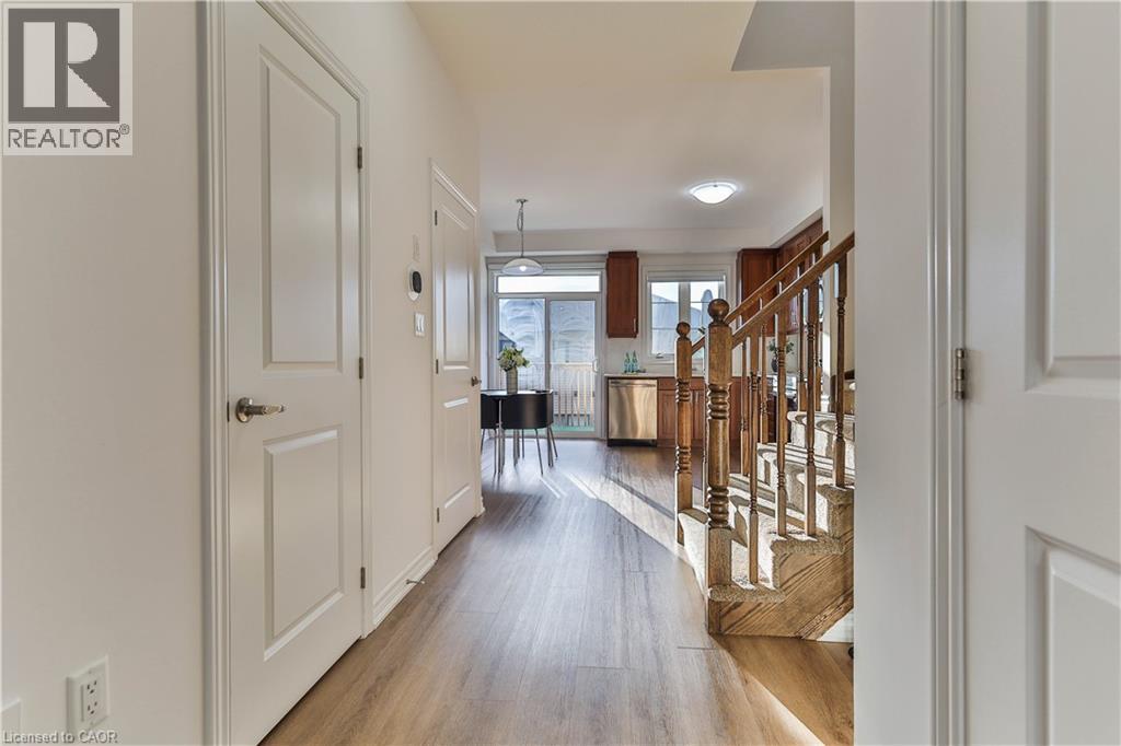 461 Blackburn Drive Unit# 35, Brantford, Ontario  N3T 0W9 - Photo 6 - 40773787