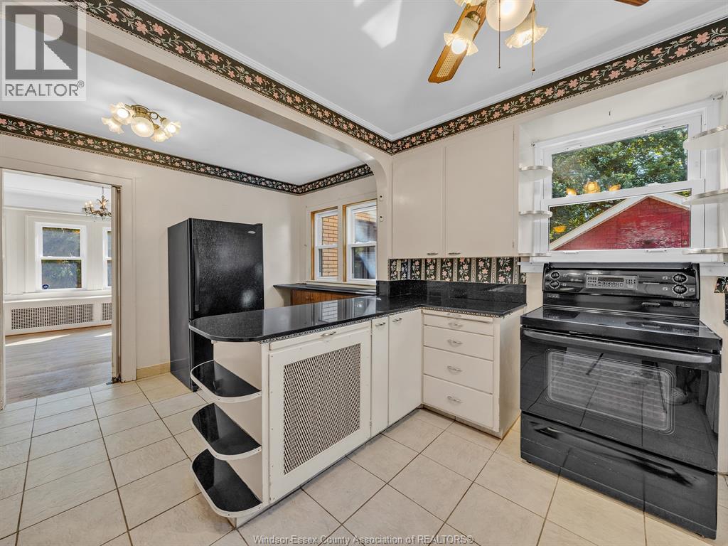 2239 Victoria Ave, Windsor, Ontario  N8X 1R2 - Photo 17 - 25024523