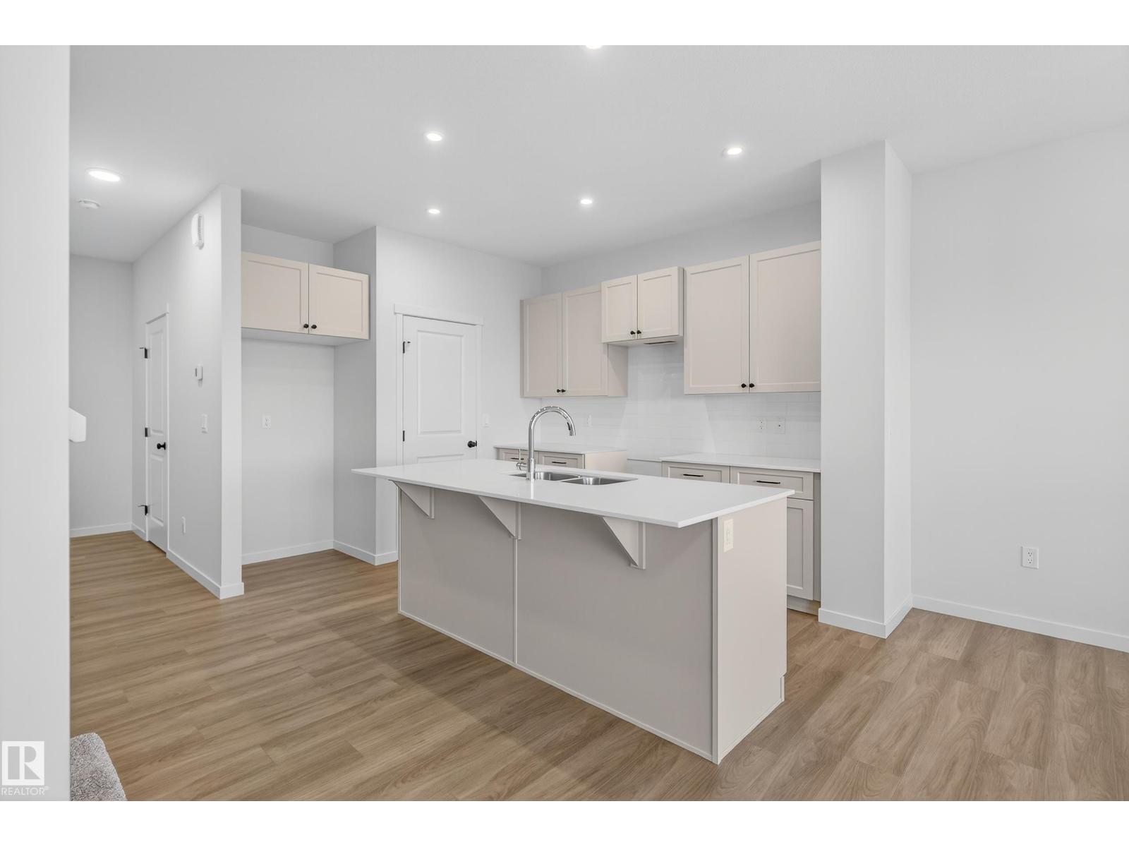 17448 2 St Nw, Edmonton, Alberta  T5Y 4G6 - Photo 12 - E4460173
