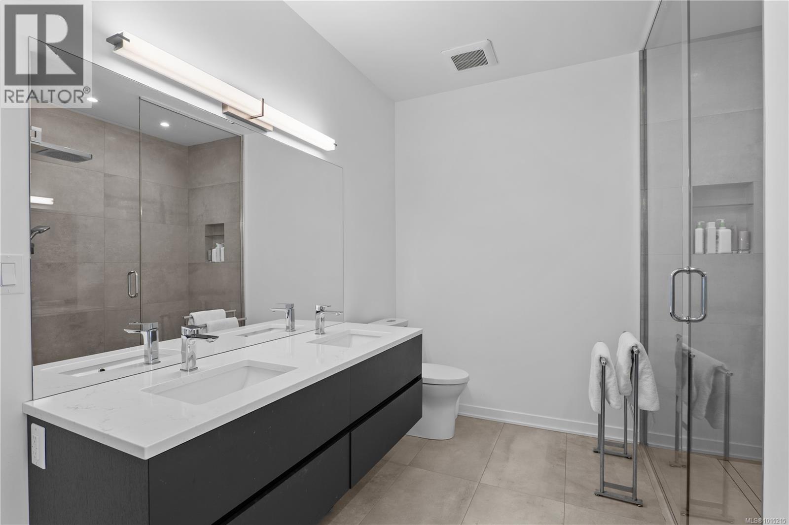 10383 Allbay Rd, Sidney, British Columbia  V8L 2N8 - Photo 16 - 1015215