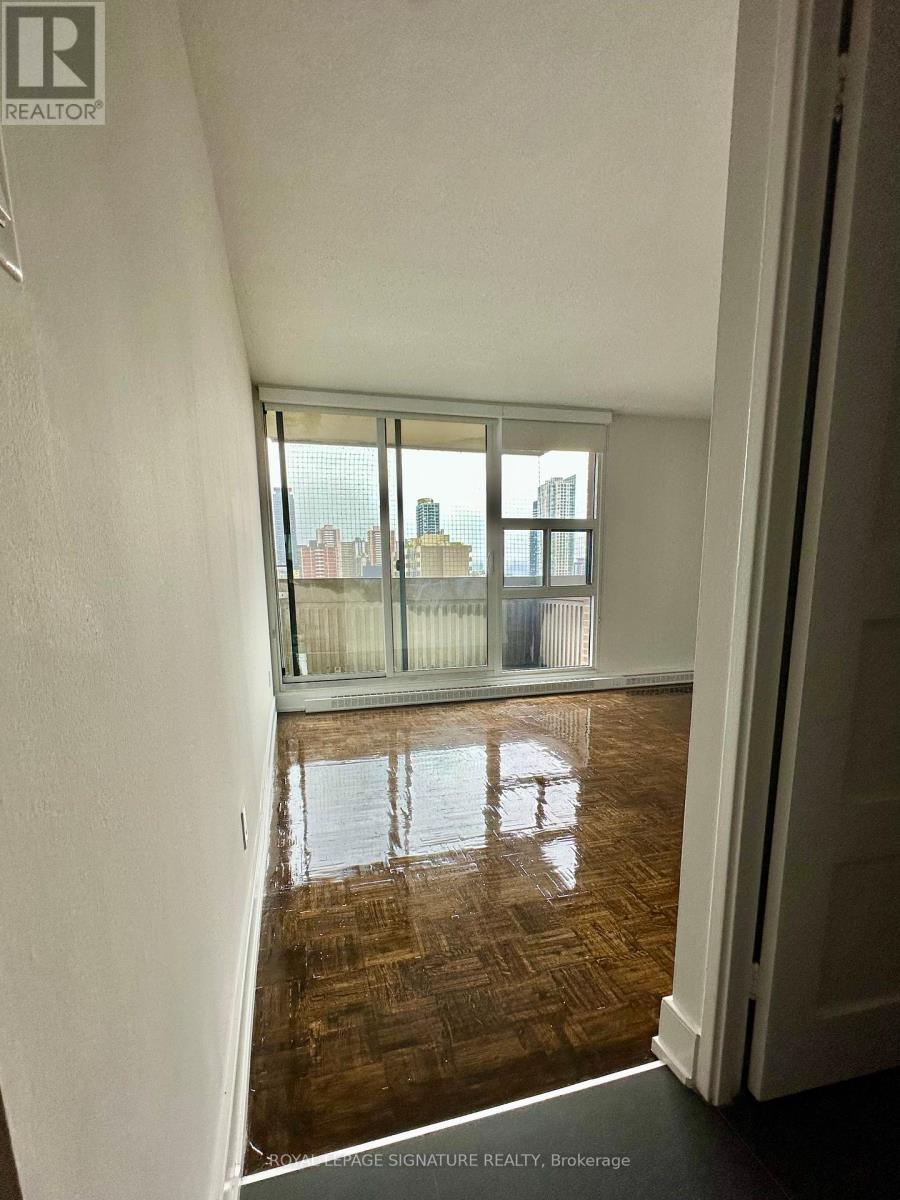 1414 - 33 Isabella Street, Toronto, Ontario  M4Y 2P7 - Photo 2 - C12434961