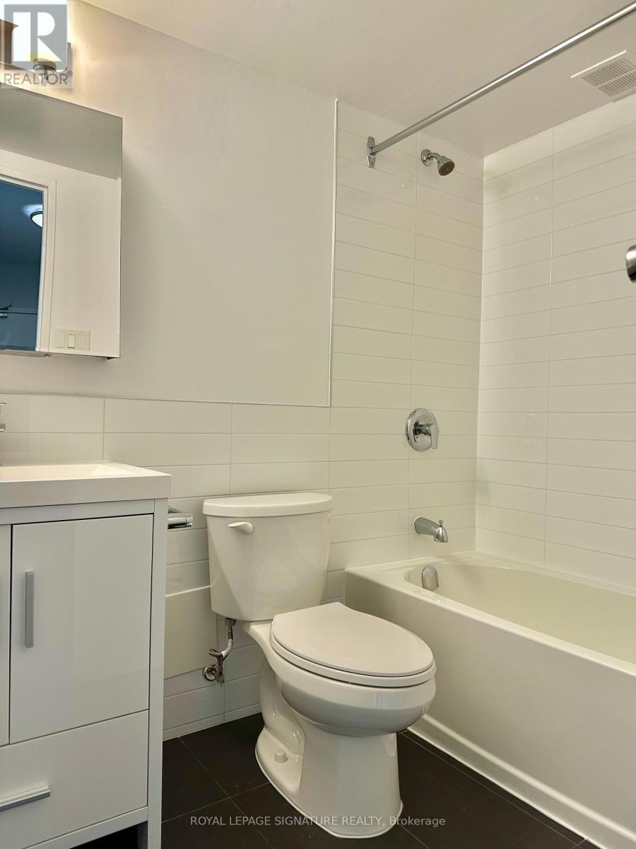 1414 - 33 Isabella Street, Toronto, Ontario  M4Y 2P7 - Photo 5 - C12434961